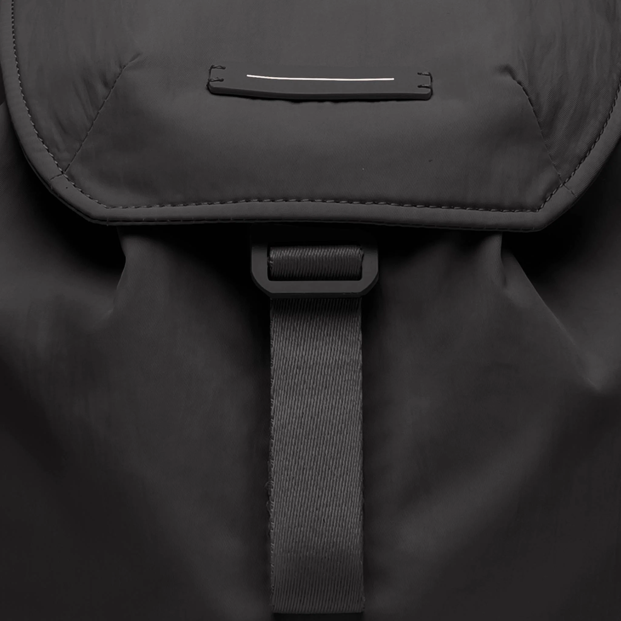 Chiado Backpack / All Black / Recycled Nylon - Image 8