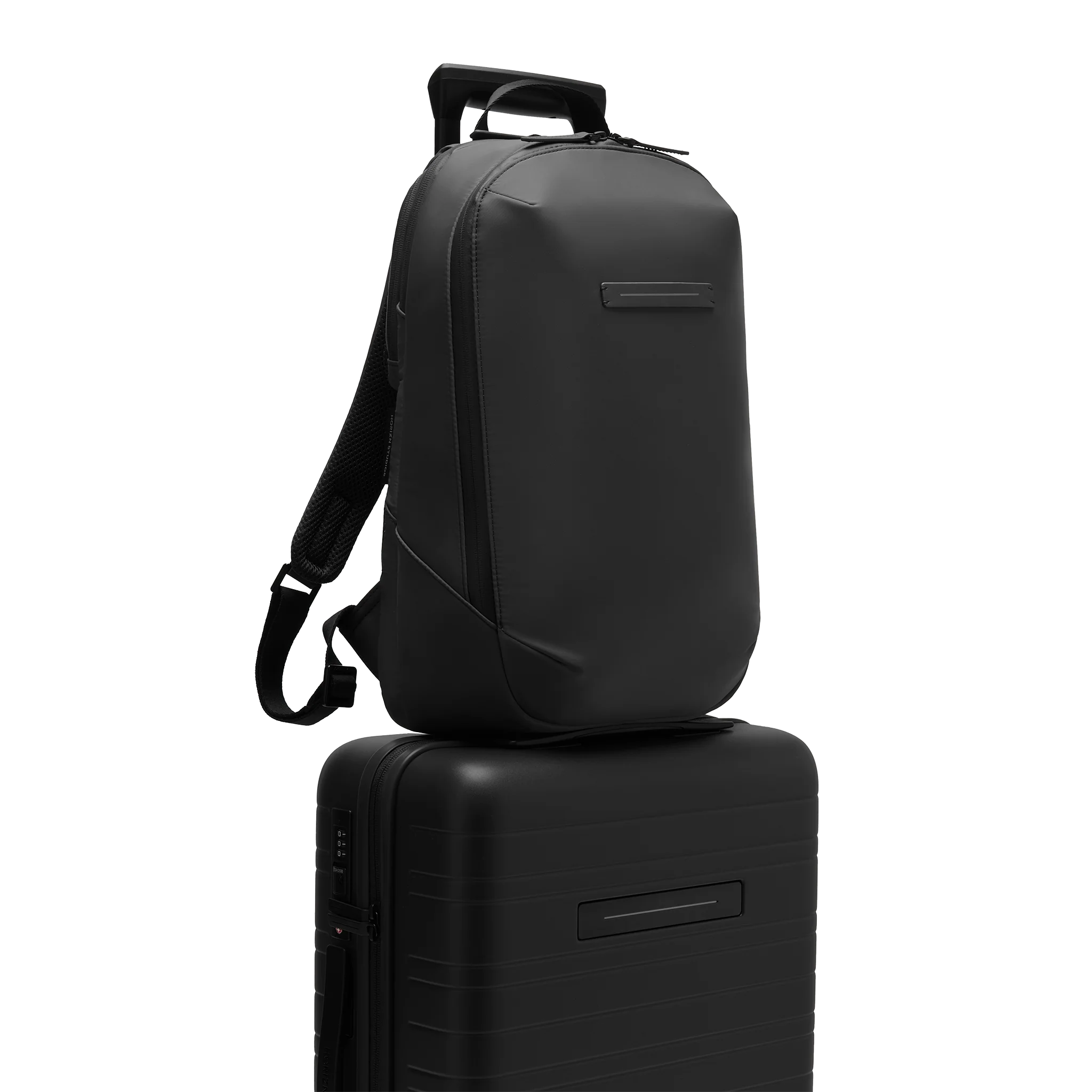 Gion Backpack Pro / All Black / Recycled Nylon / Size M - Image 11