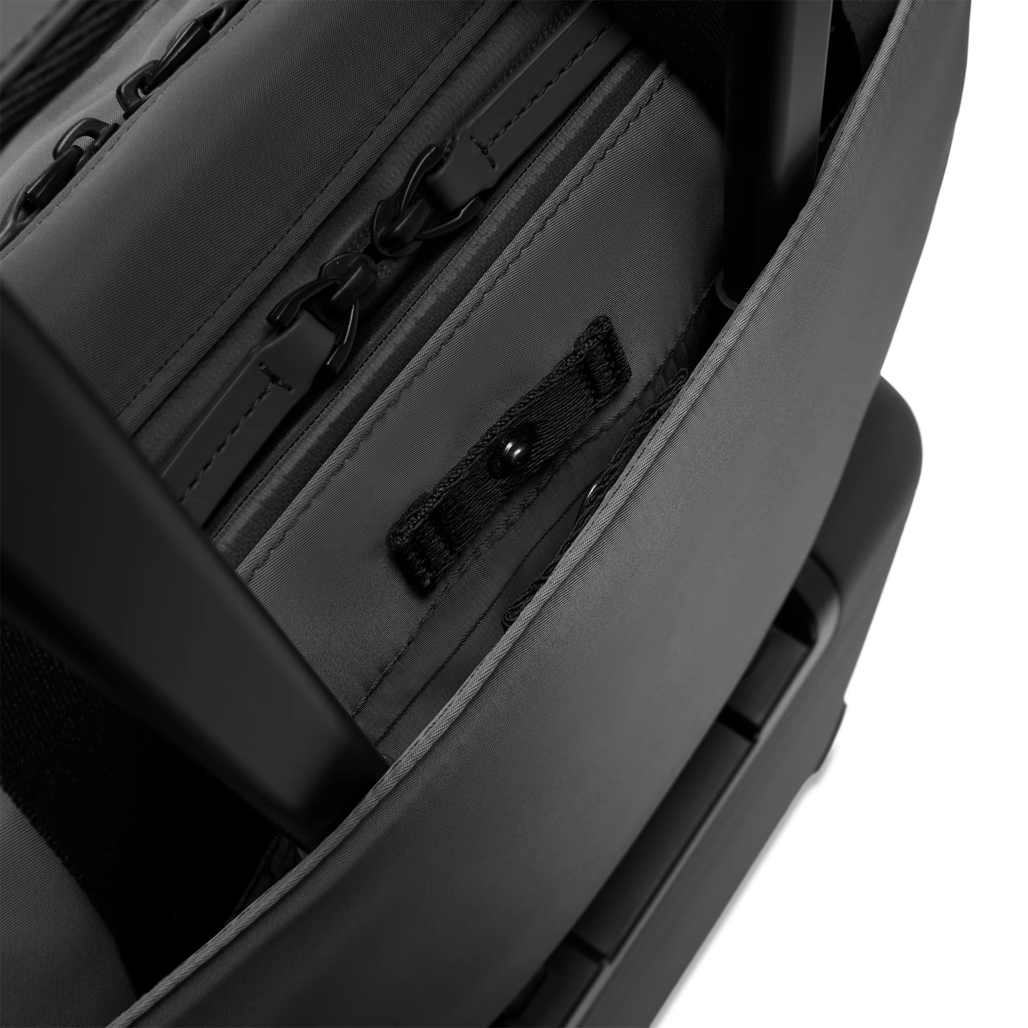 Gion Briefcase / All Black / Recycled Nylon - Image 13