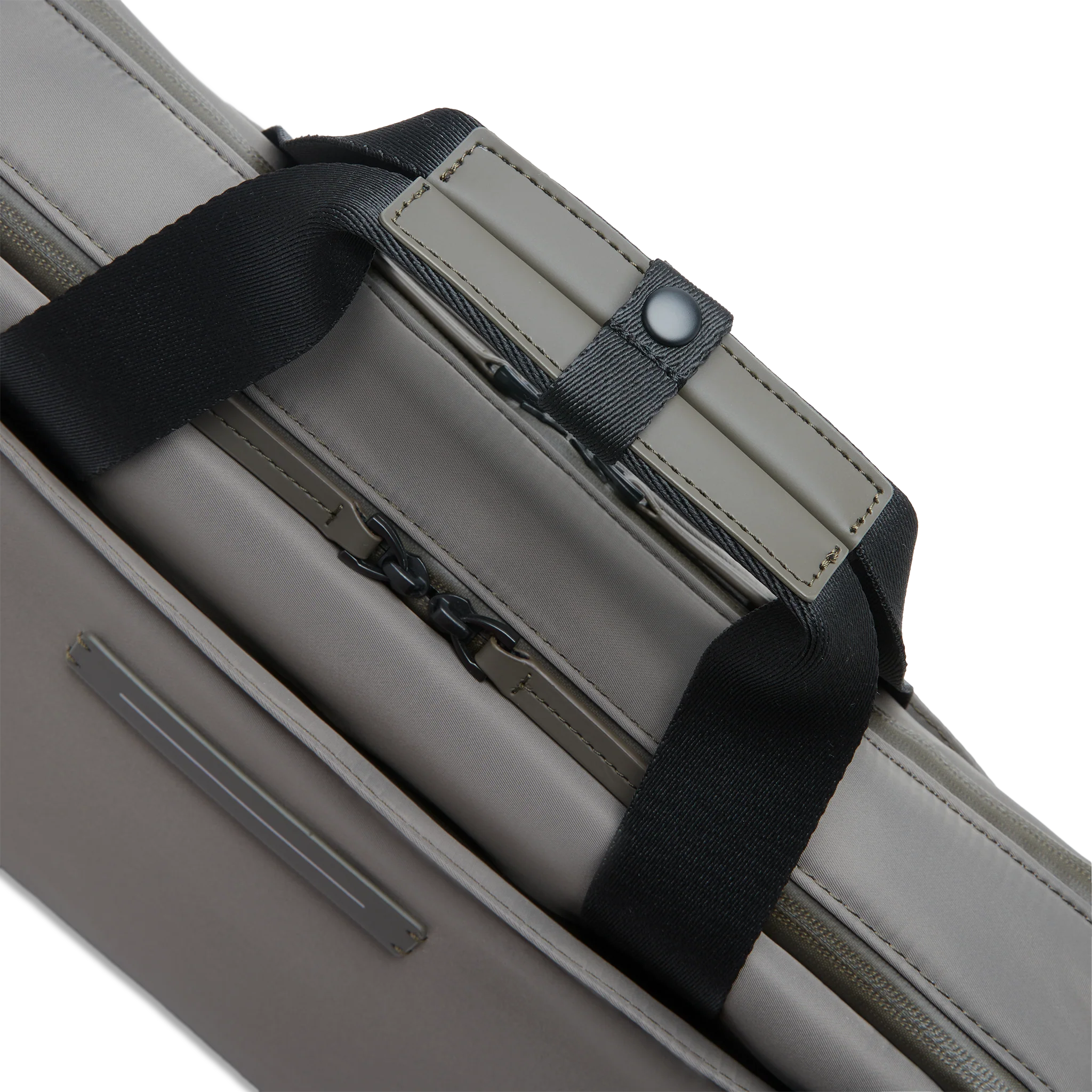 Gion Briefcase / Dark Olive / Recycled Nylon - Image 14