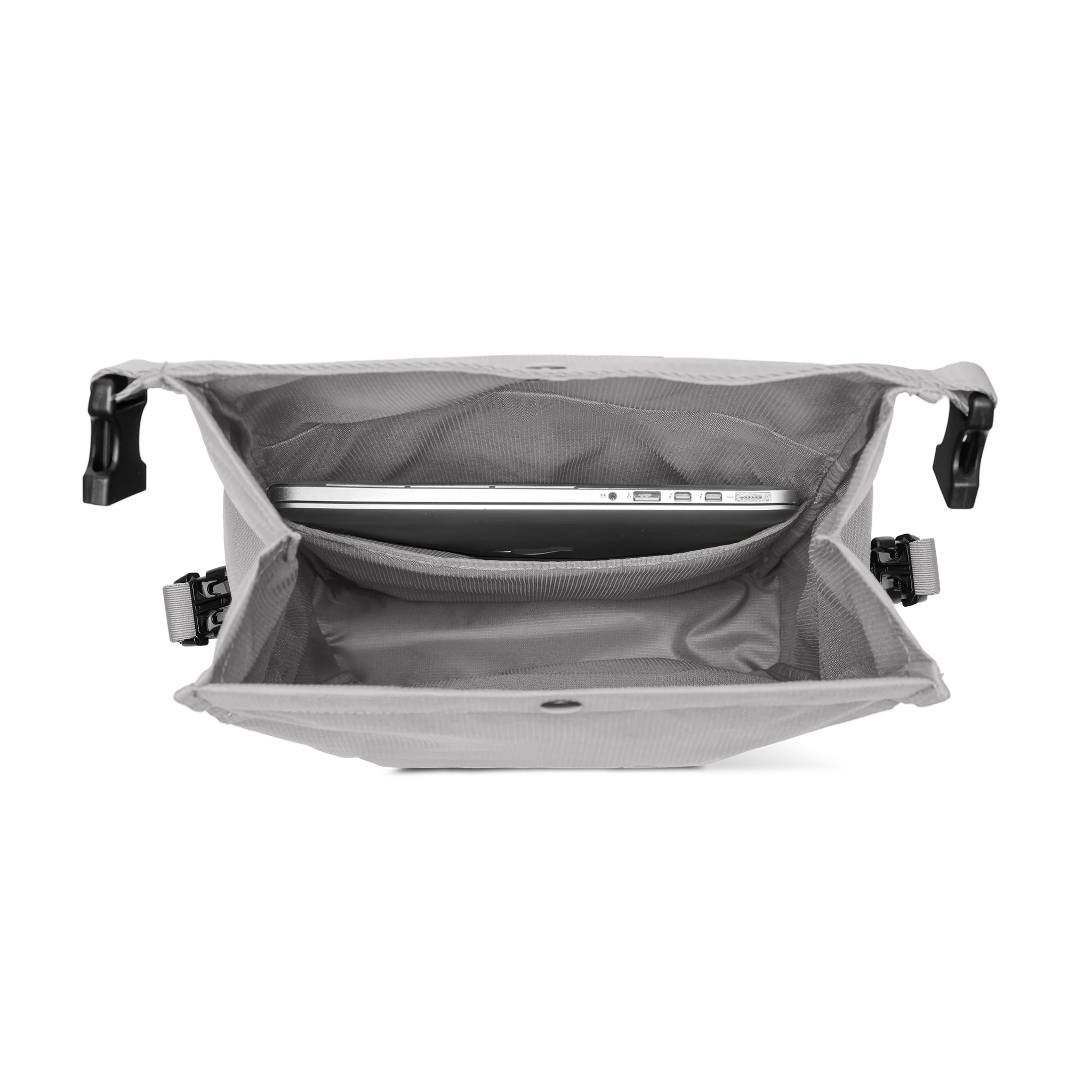 Shibuya Rolltop / Light Quartz Grey / rPET Ripstop - Image 4